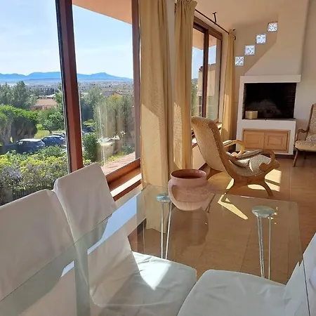 In Margine Rosso Apartment